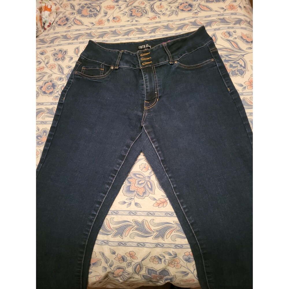 Faith Jeans Women's Skinny Dark Wash Denim Jeans Size [Size]